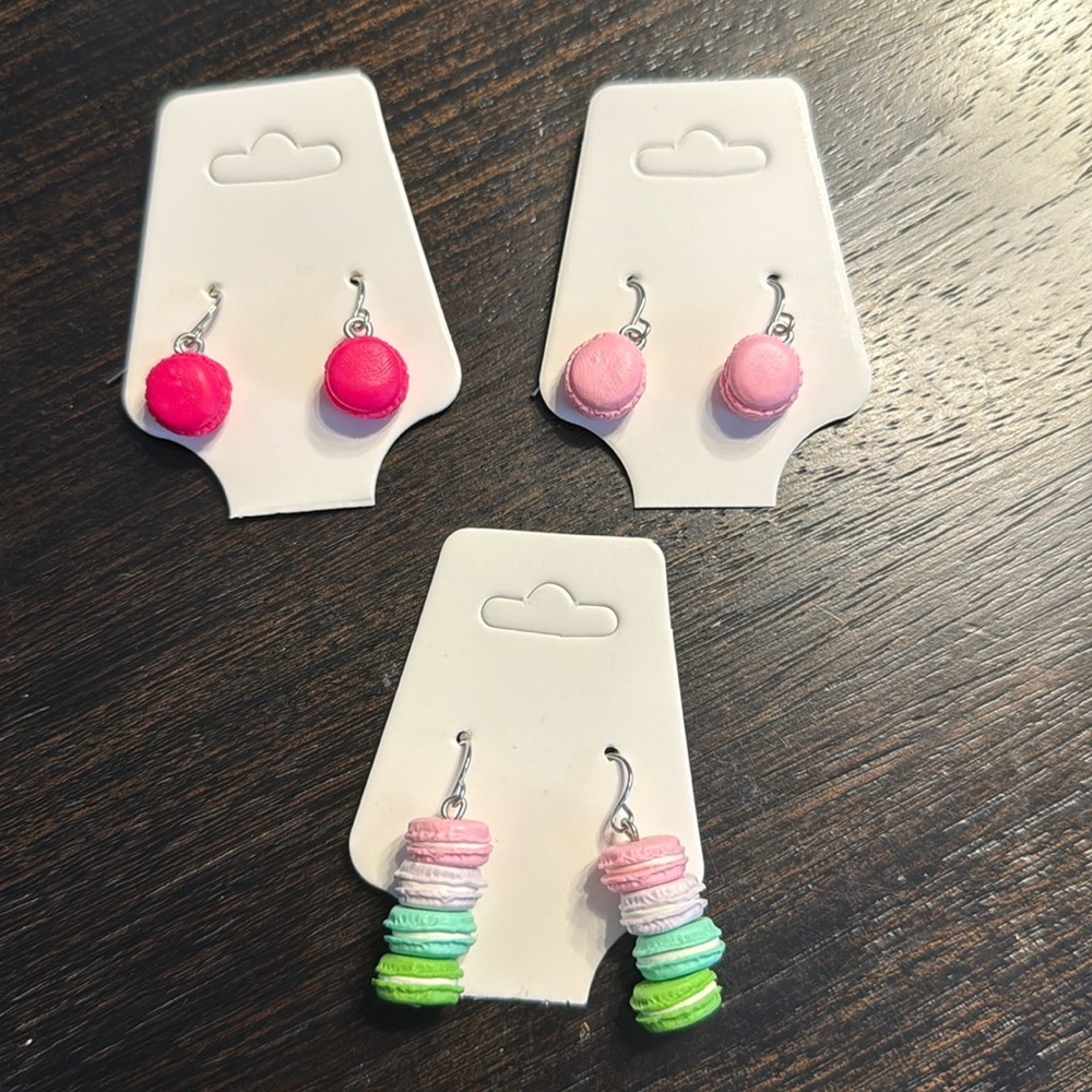 3 pairs of macaron macaroon cookies fashion earrings for women​